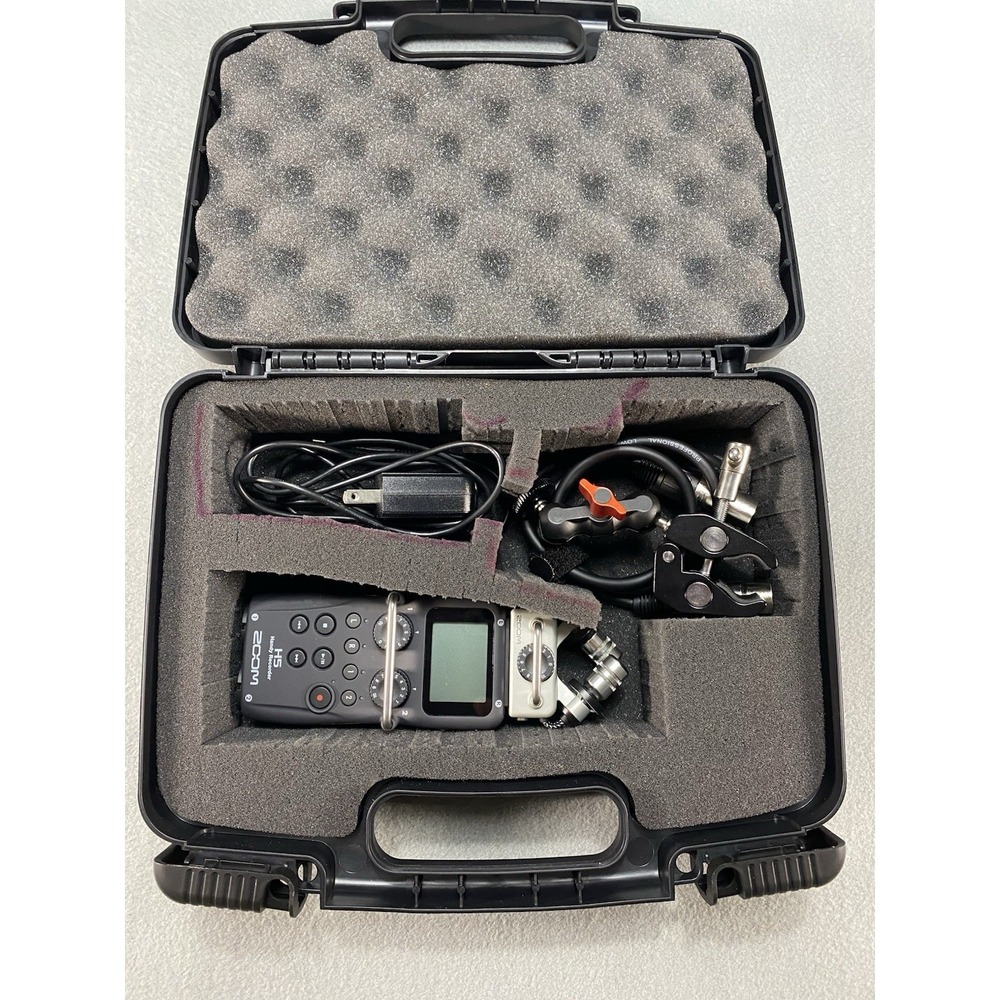 Zoom H5 Handy Recorder In Case AC Adapter 3 Ft Microphone Cable